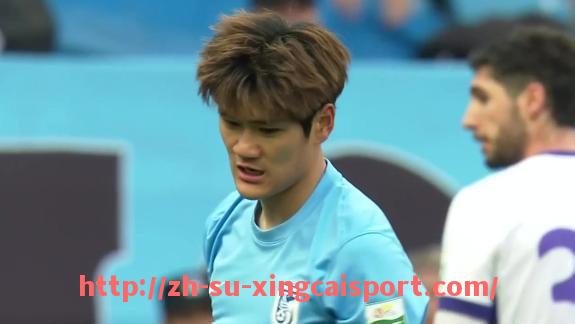 杏彩体育-休斯顿火箭队啦啦队队长曝光：场边风采与训练日常